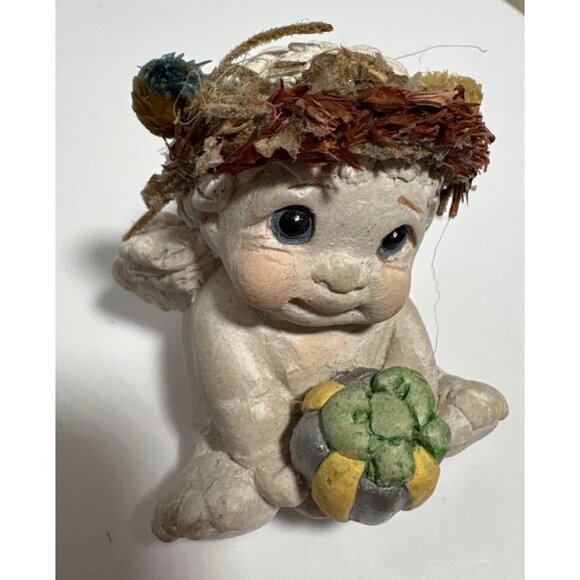 Cast Art Industries Dreamsicle Cherub with Present. 1.5” Vintage 1996 - Picture 2 of 9